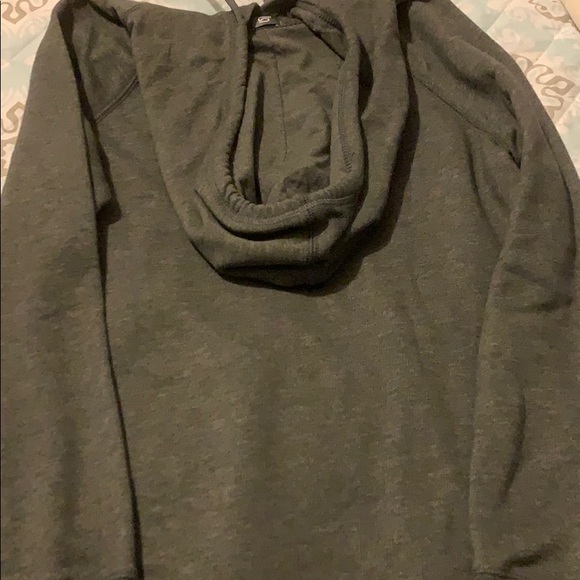 Grey Gap Hoodie - Picture 4 of 4
